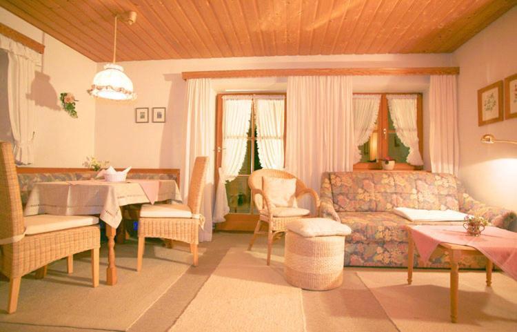 Gaestehaus Gschwendtner - Chiemgau Karte Inzell Exterior foto